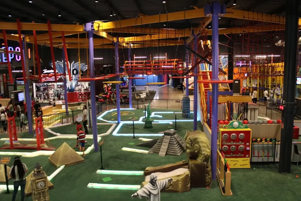 Minigolf en Culiacán | Diversión Familiar, Parejas y Grupos | Intrépoli